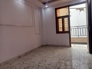 Room in 3 BHK Builder Floor at Mahavir Enclave 1 – for Sale