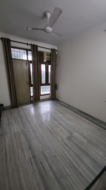2 BHK Apartment For Rent in Sector 21c