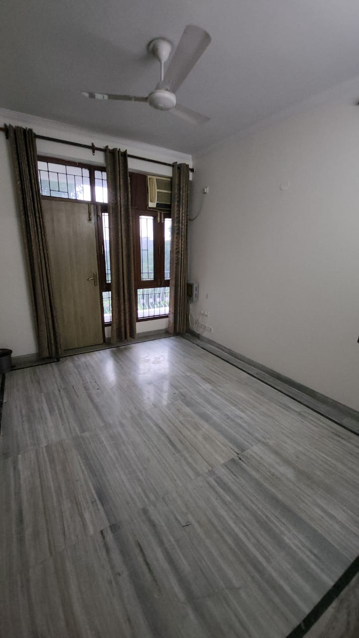 2 BHK Apartment For Rent in Sector 21C