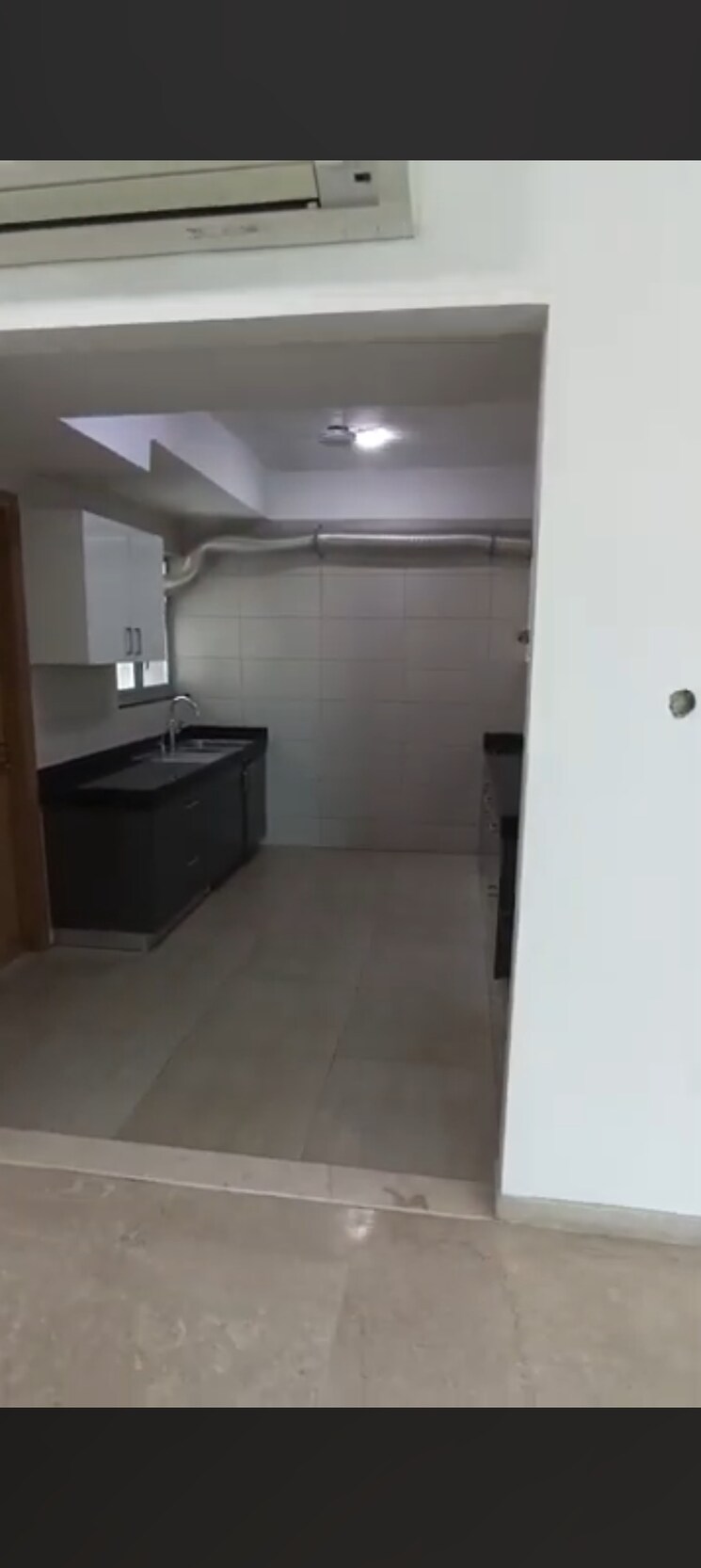 Kitchen, tata-gurgaon-gateway 3 Bedroom 2215 Sq.Ft. Apartment In Sector 112 Gurgaon 9077292