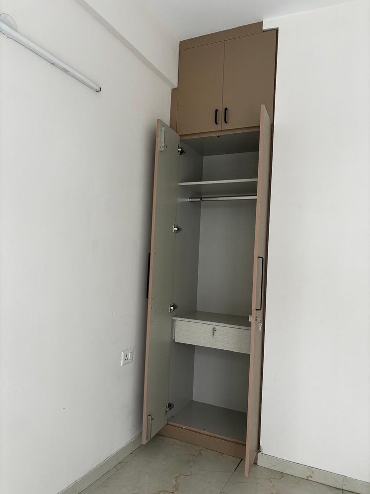 undefined, smart-world-gems 3.5 Bedroom 1423 Sq.Ft. Apartment In Sector 89 Gurgaon 9077240