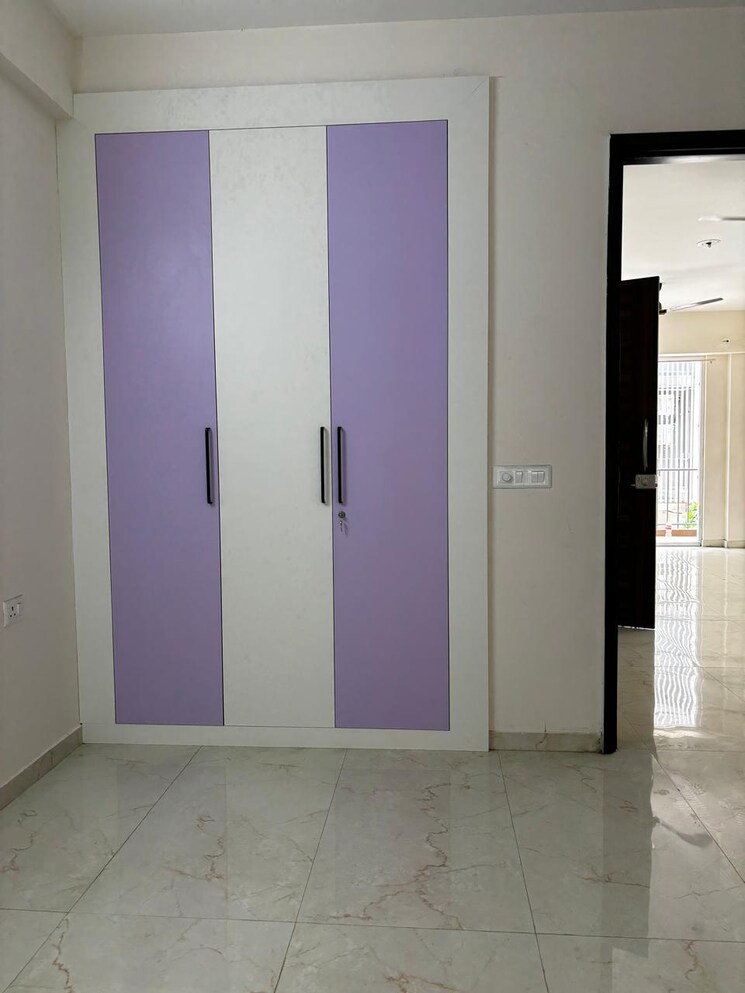 Room, smart-world-gems 3.5 Bedroom 1423 Sq.Ft. Apartment In Sector 89 Gurgaon 9077240