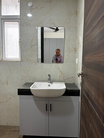 Bathroom in 3.5 BHK Apartment at Smart World Gems, Sector 89 – for Rent