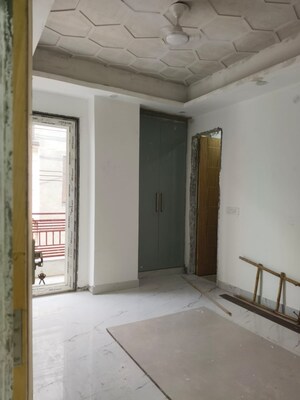 Room in 3 BHK Builder Floor at Neb Sarai – for Sale