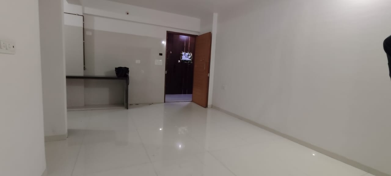 2 BHK + Study Room Apartment For Rent in Aastha Heights