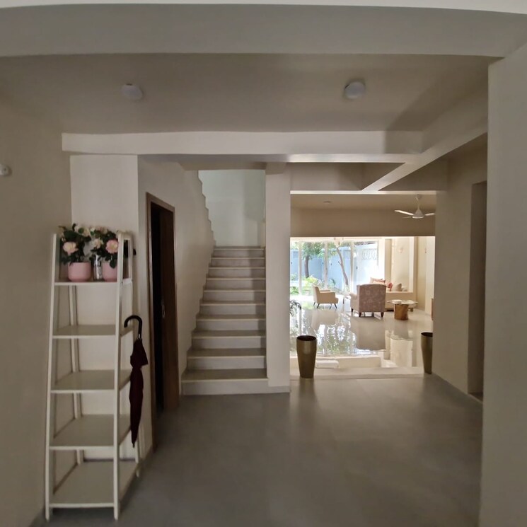 Living Room, lokhandwala-premium-towers 6+ Bedroom 6150 Sq.Ft. Independent House In Lokhandwala Complex Mumbai 9077297