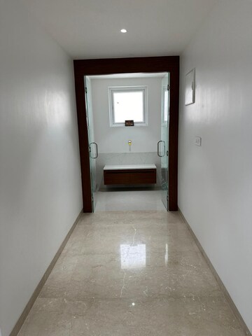 Room in 4 BHK Villa at My Home Ankura, Tellapur – for Rent