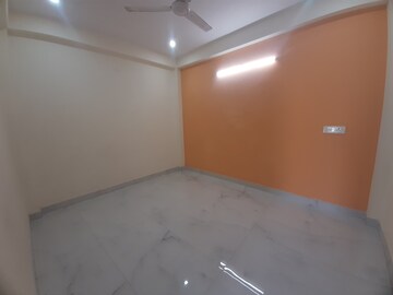 Room in 2 BHK Builder Floor at Maidan Garhi – for Rent