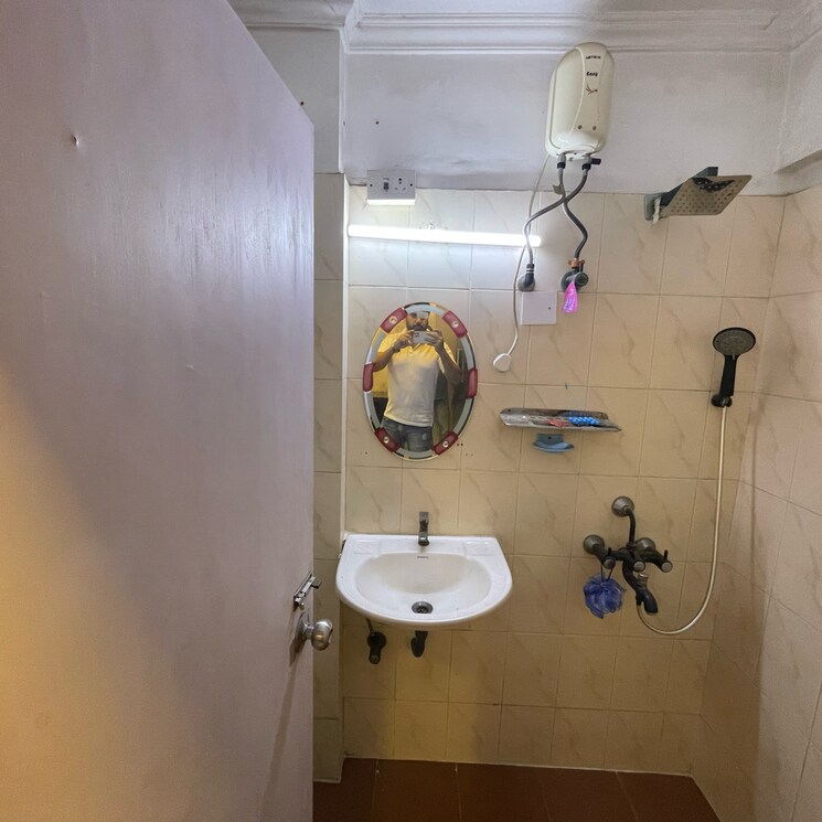 Bathroom, hdil-dheeraj-residency 3 Bedroom 1300 Sq.Ft. Apartment In Prakash Nagar Mumbai 9077315