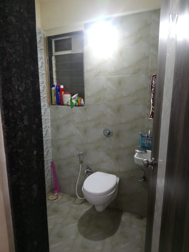 Bathroom, shivshankar-shivram-palladium 1 Bedroom 396 Sq.Ft. Apartment In Bhandup West Mumbai 9077335