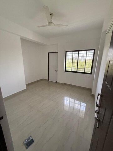 Room in 2 BHK Apartment at Sonegaon – for Sale