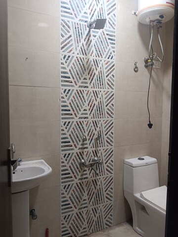 Bathroom in 2 BHK Builder Floor at Malviya Nagar – for Rent