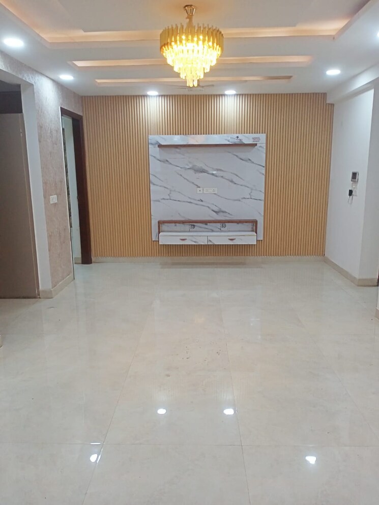 Living Room, aya nagar 3 Bedroom 120 Sq.Yd. Builder Floor In Aya Nagar Delhi 9077350