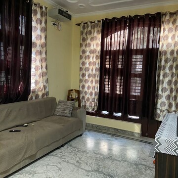 Bedroom in 2.5 BHK Villa at Sector 23a – for Rent