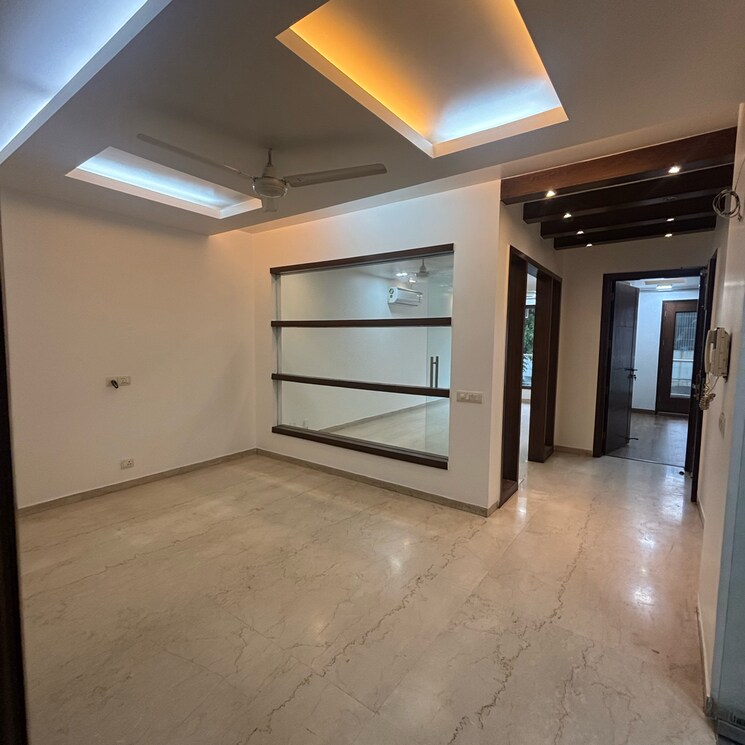 Room, uday park 3 Bedroom 1957 Sq.Ft. Builder Floor In Uday Park Delhi 9077361