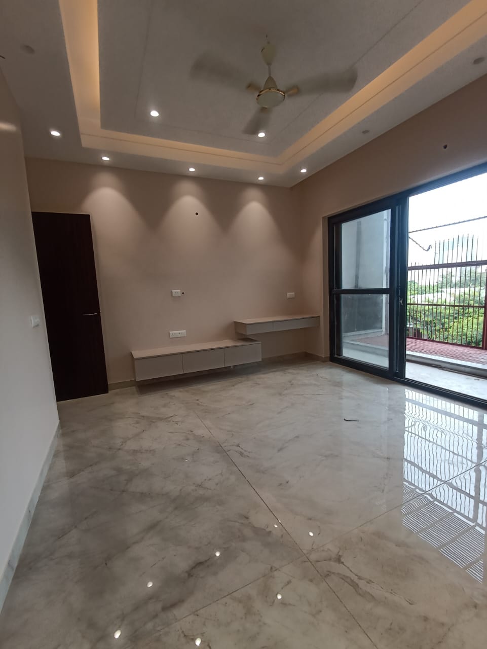 3 BHK + Study Room Builder Floor For Rent in RWA Apartments Sector 72