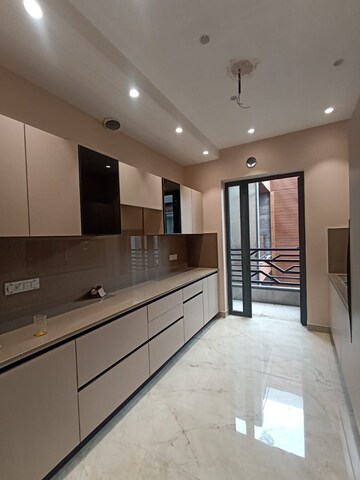 Kitchen in 3 BHK Builder Floor at RWA Apartments Sector 72, Sector 72 – for Rent