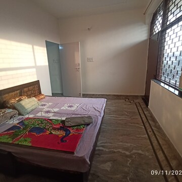 1.5 BHK Villa For Rent in Sector 21