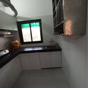 Kitchen in 1.5 BHK Villa at Sector 21 – for Rent