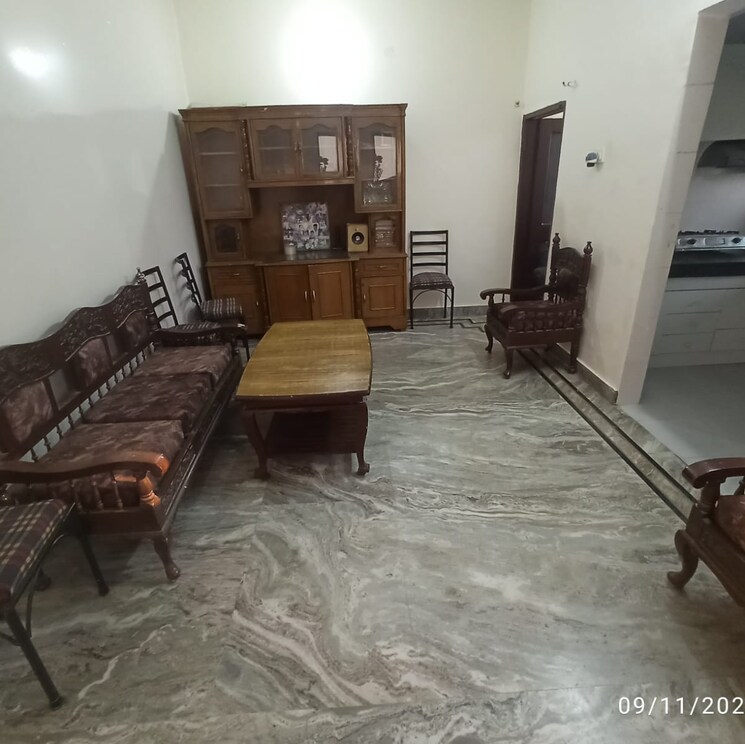  Parking, sector 21 1.5 Bedroom 600 Sq.Ft. Villa In Sector 21 Gurgaon 9077418