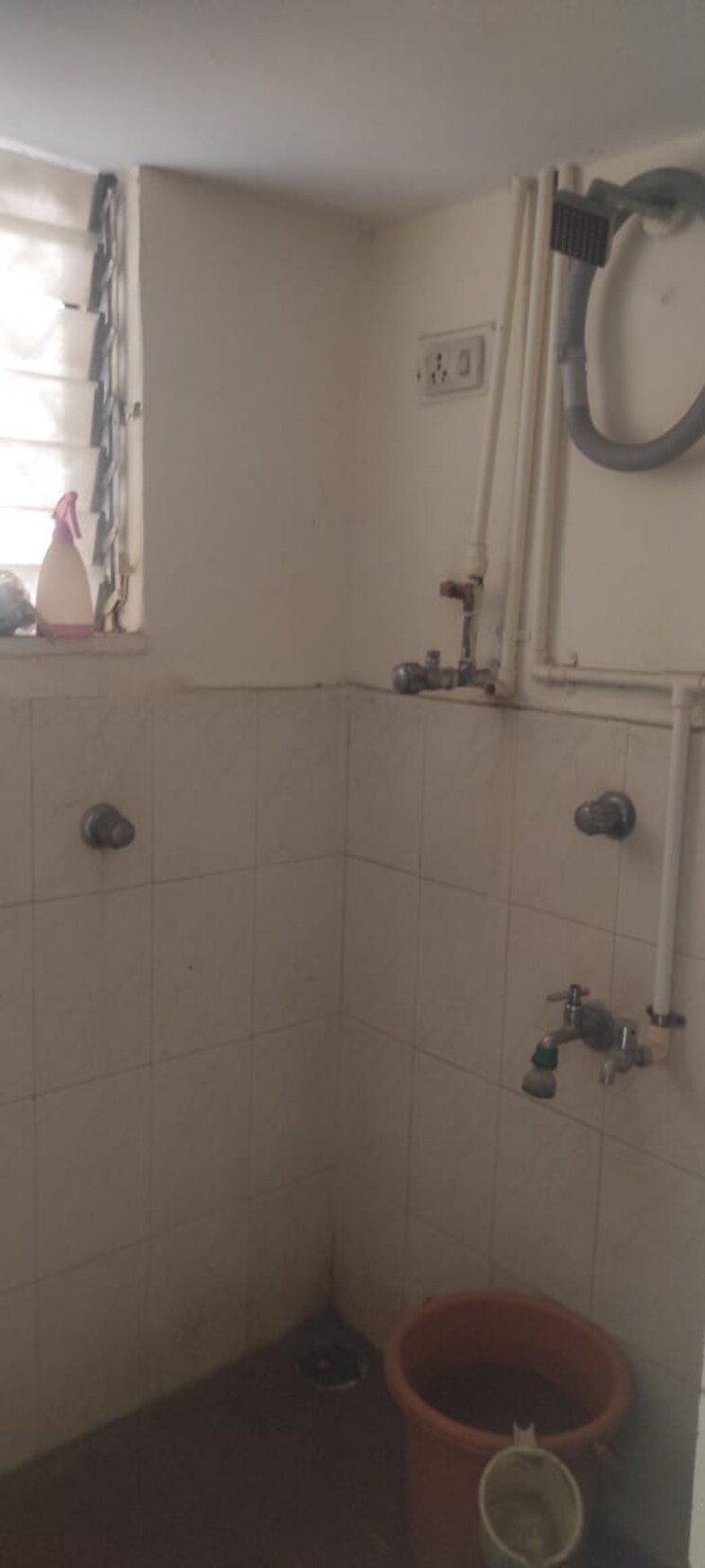 Washroom, swastik-park-chs 1 Bedroom 540 Sq.Ft. Apartment In Ghodbunder Road Thane 9077420