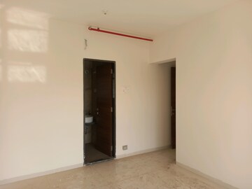 Room in 2 BHK Apartment at Amardeep Anutham, Mulund East – for Sale