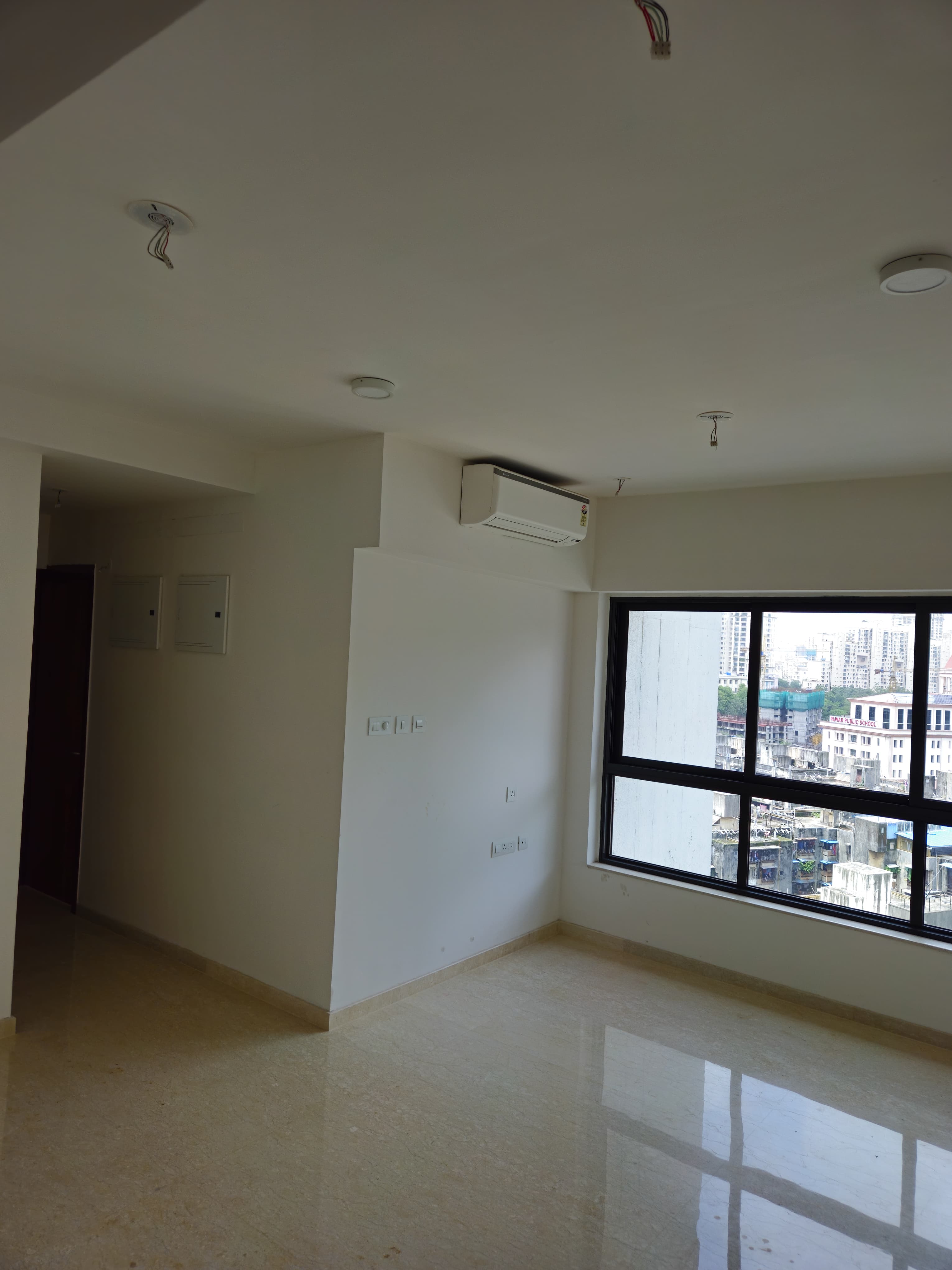 2 BHK Apartment For Rent in Shapoorji Pallonji Vicinia