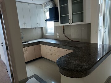 Kitchen in 3 BHK Apartment at Omaxe The Nile, Sector 49 – for Rent