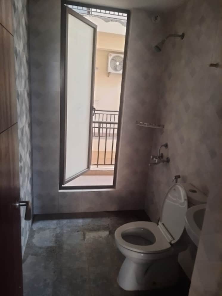 Bathroom, shalimar-mannat 2 Bedroom 990 Sq.Ft. Apartment In Faizabad Road Lucknow 9077487