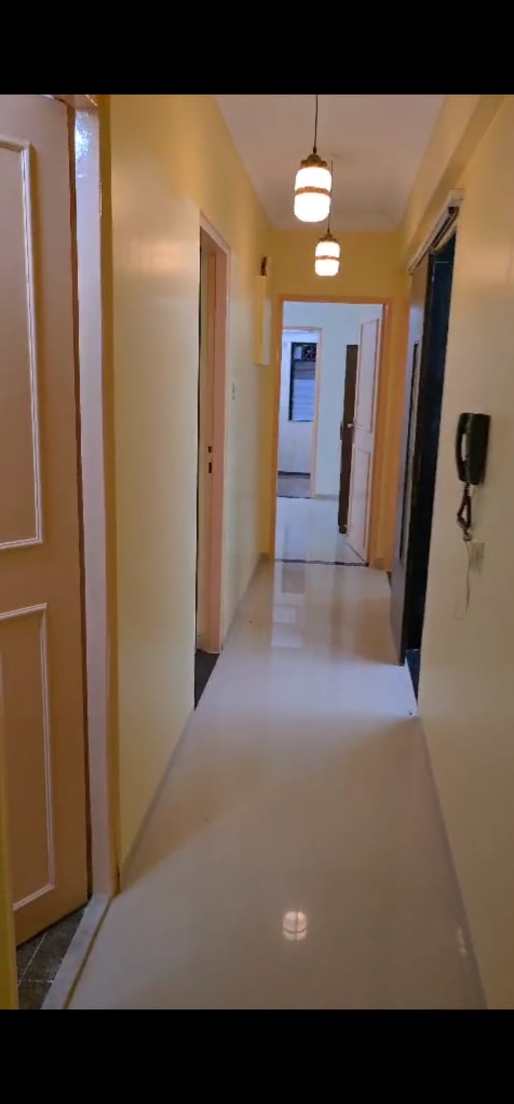 3 BHK + Extra Room 1100 Sq.Ft. Apartment in Vasant Valley Complex