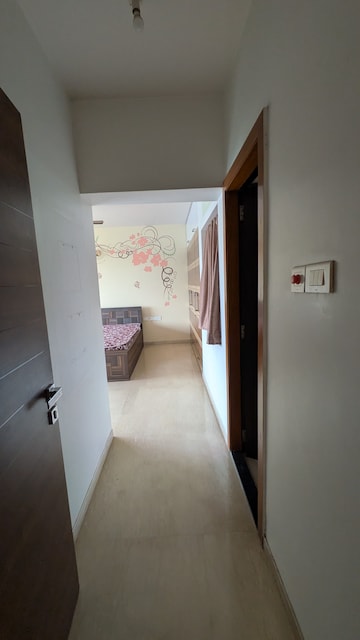 Furnished Amenities in 2 BHK Apartment at Kalpataru Hills Phase II, Manpada – for Rent