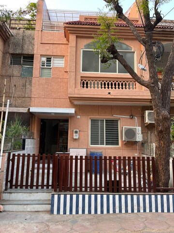 Washroom in 4 BHK Villa at Ramdevnagar – for Rent