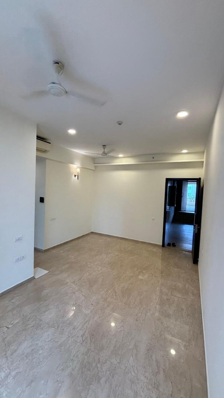 Room, hiranandani-atlantis 2 Bedroom 750 Sq.Ft. Apartment In Powai Mumbai 9077538