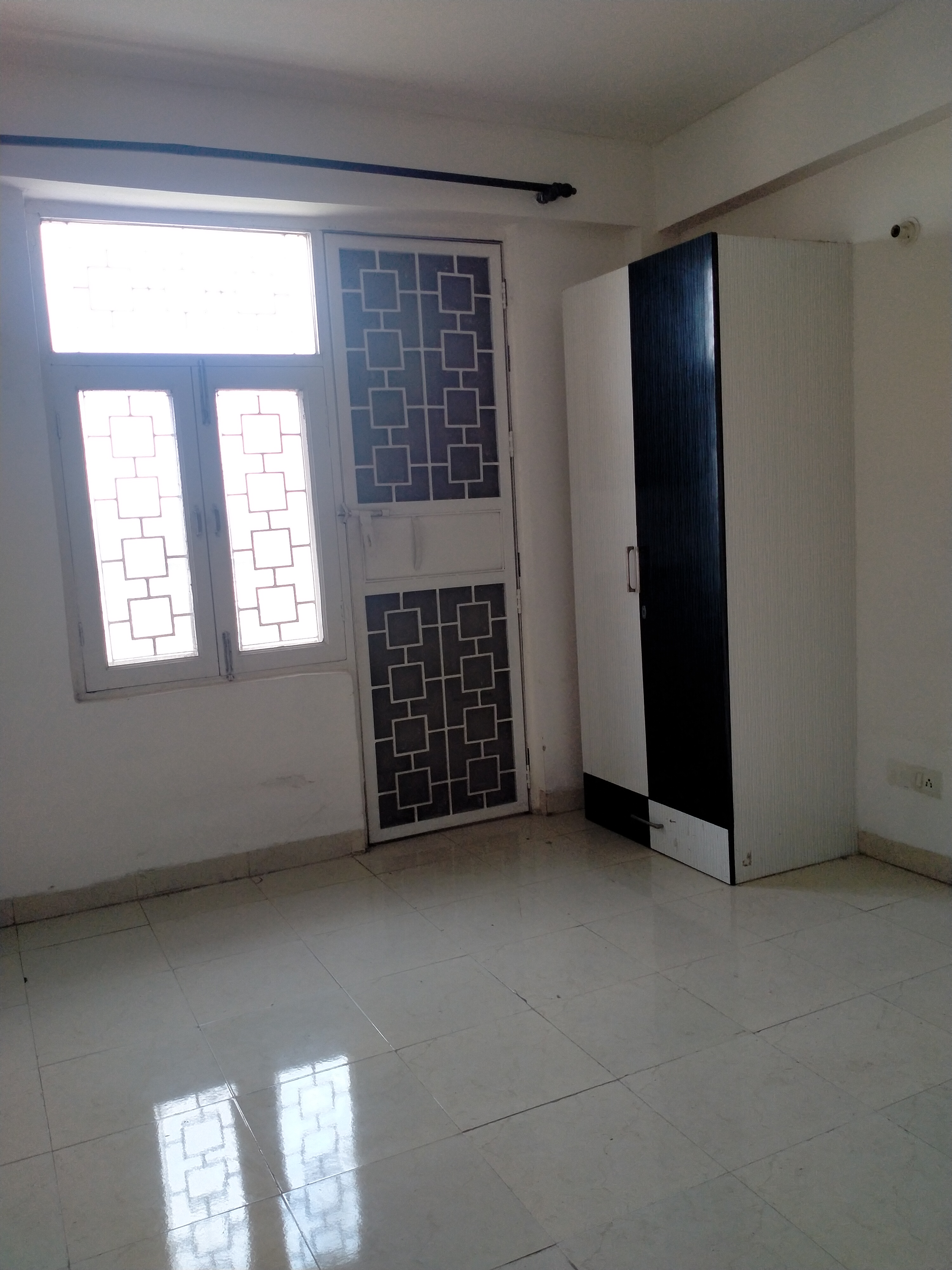 3 BHK Apartment For Rent in Tulip White
