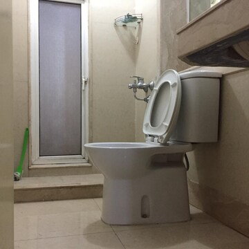 Bathroom in 3 BHK Apartment at Hiranandani Gardens Octavius, Powai – for Rent