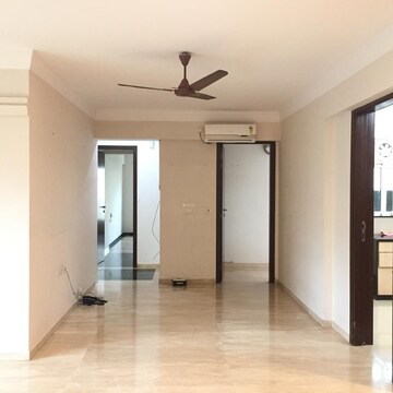 Room in 3 BHK Apartment at Hiranandani Gardens Octavius, Powai – for Rent