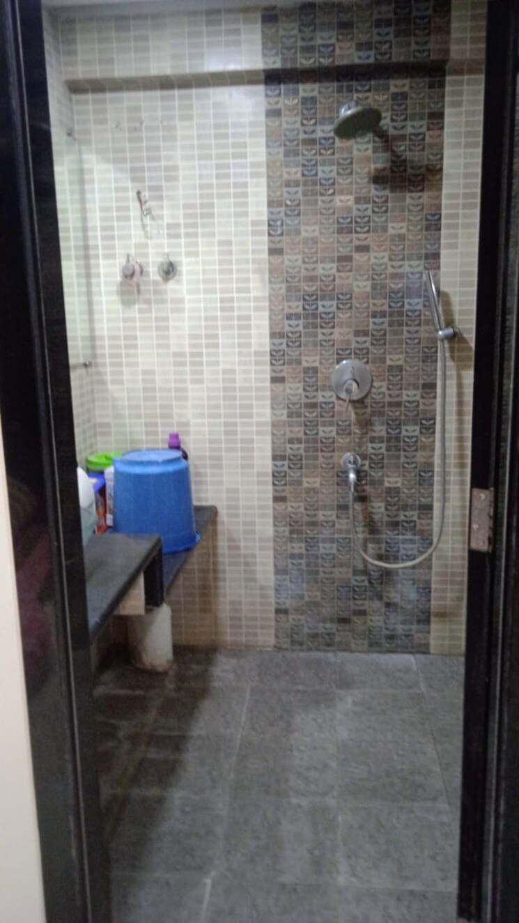Bathroom, raunak-park 3 Bedroom 1000 Sq.Ft. Apartment In Kokanipada Thane 9077552