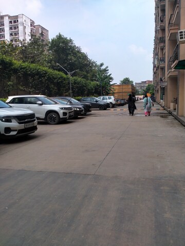 Parking in 3 BHK Apartment at Tulip White, Sector 69 – for Rent