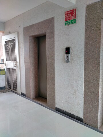 Building Lobby in 3 BHK Apartment at Tulip White, Sector 69 – for Rent