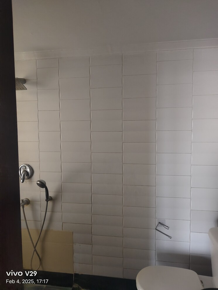 Bathroom, zion-brothers-apartment 3 Bedroom 1650 Sq.Ft. Apartment In Sector 56 Gurgaon 9077564