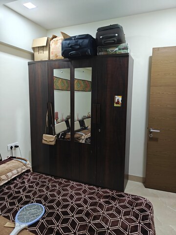 2 BHK Apartment For Rent in Kalpataru Paramount, Kapur Bawdi