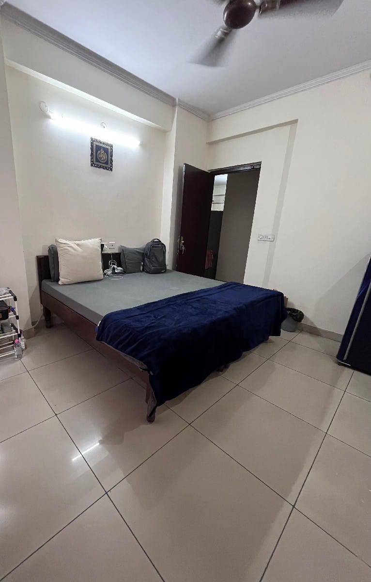 3 BHK + Extra Room Apartment For Rent in Aims Golf Avenue II