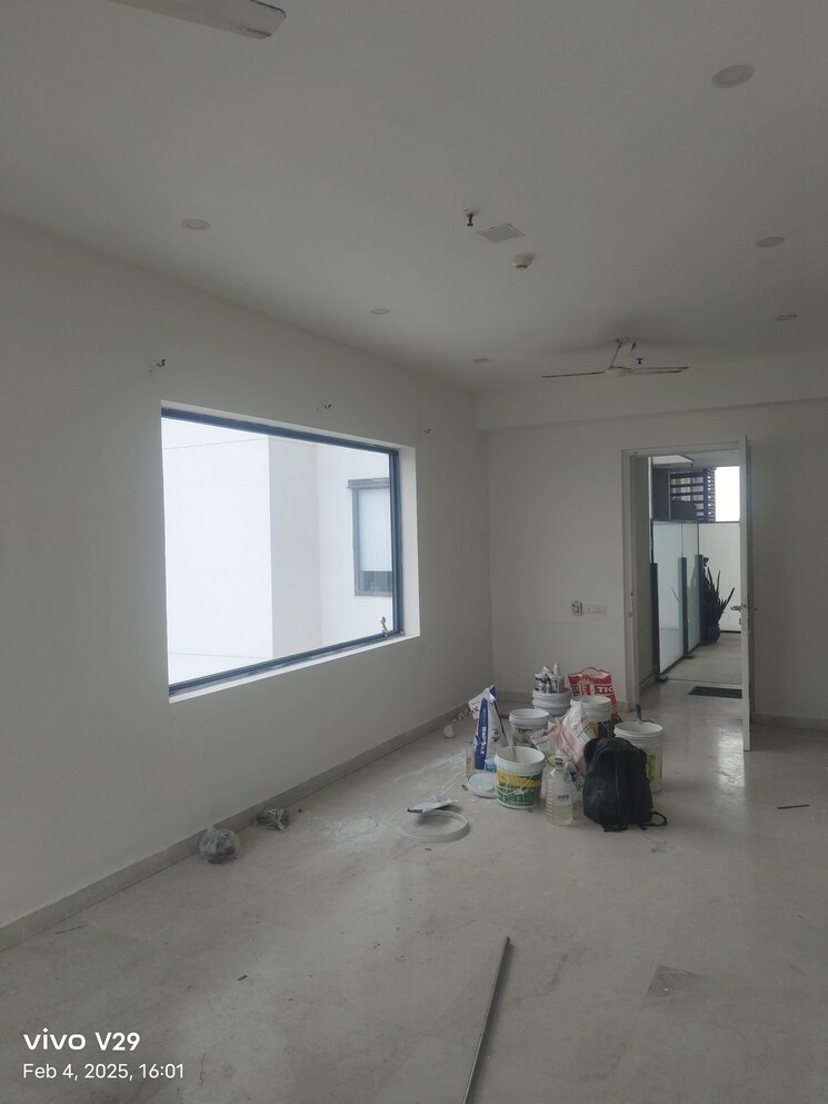 Room, karamvir-towers 3 Bedroom 2200 Sq.Ft. Apartment In Sector 52 Gurgaon 9077588