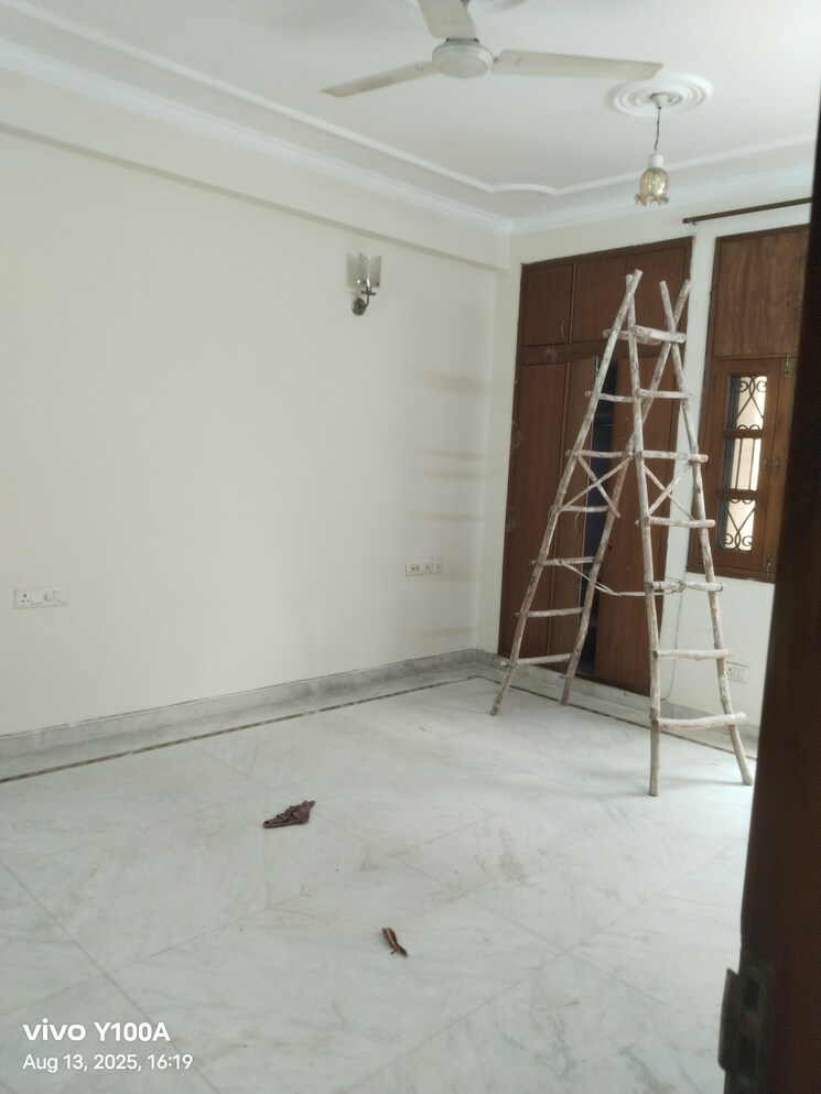 Bedroom, sarita-vihar-pocket-c-rwa 4 Bedroom 2000 Sq.Ft. Apartment In Sarita Vihar Delhi 9077590