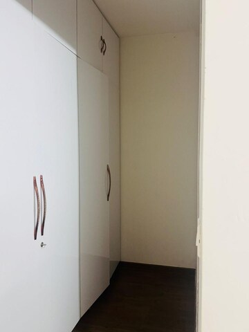 Room in 3 BHK Apartment at ATS Kocoon, Sector 109 – for Rent
