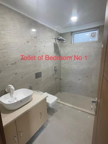 Team Area in 4 BHK Builder Floor at Saket – for Sale