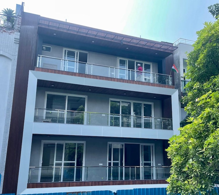 Cover Image, saket 4 Bedroom 300 Sq.Yd. Builder Floor In Saket Delhi 9077655