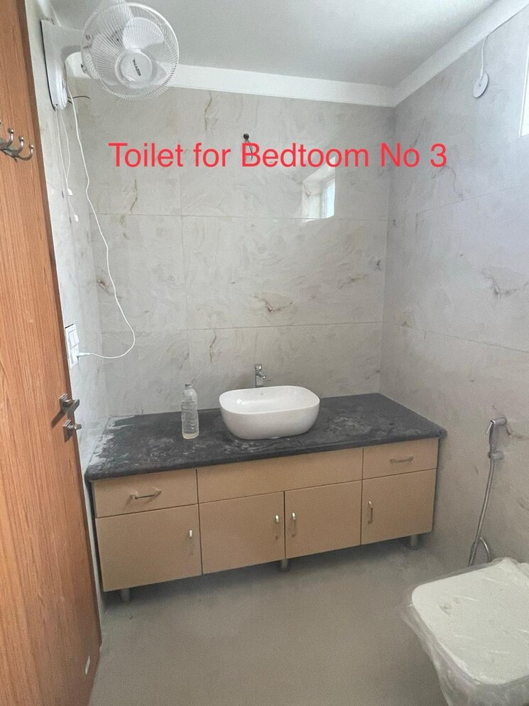 Bathroom, saket 4 Bedroom 300 Sq.Yd. Builder Floor In Saket Delhi 9077655