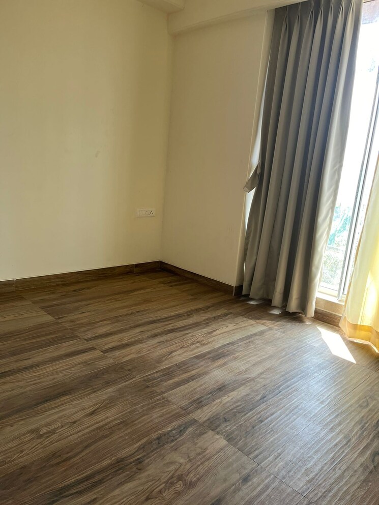 Room, matrubhoomi-panchratna-nx 1 Bedroom 430 Sq.Ft. Apartment In Dadar East Mumbai 9077631