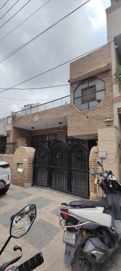 3 BHK + Pooja Room,Study Room Independent House For Sale in Sector 9